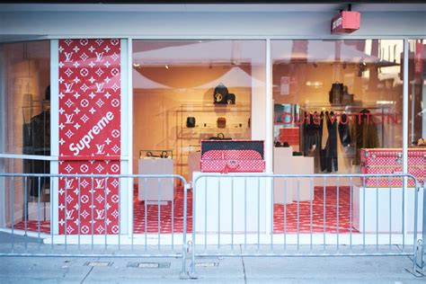 supreme x louis vuitton pop up store